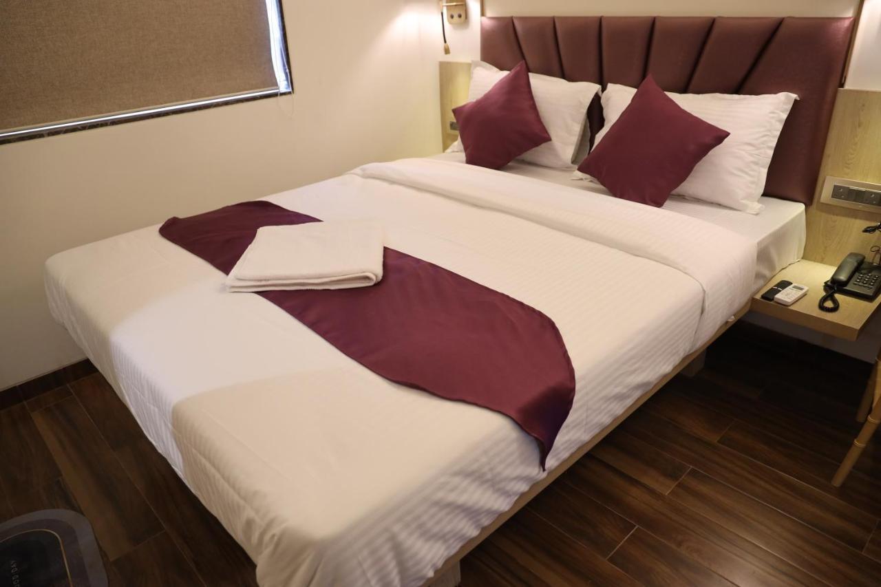 Inn Vishal Hall Mumbai